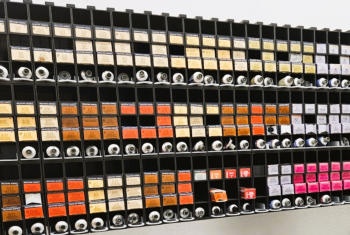 Mixecke mit Farben und Tönungen von Wella Professionals